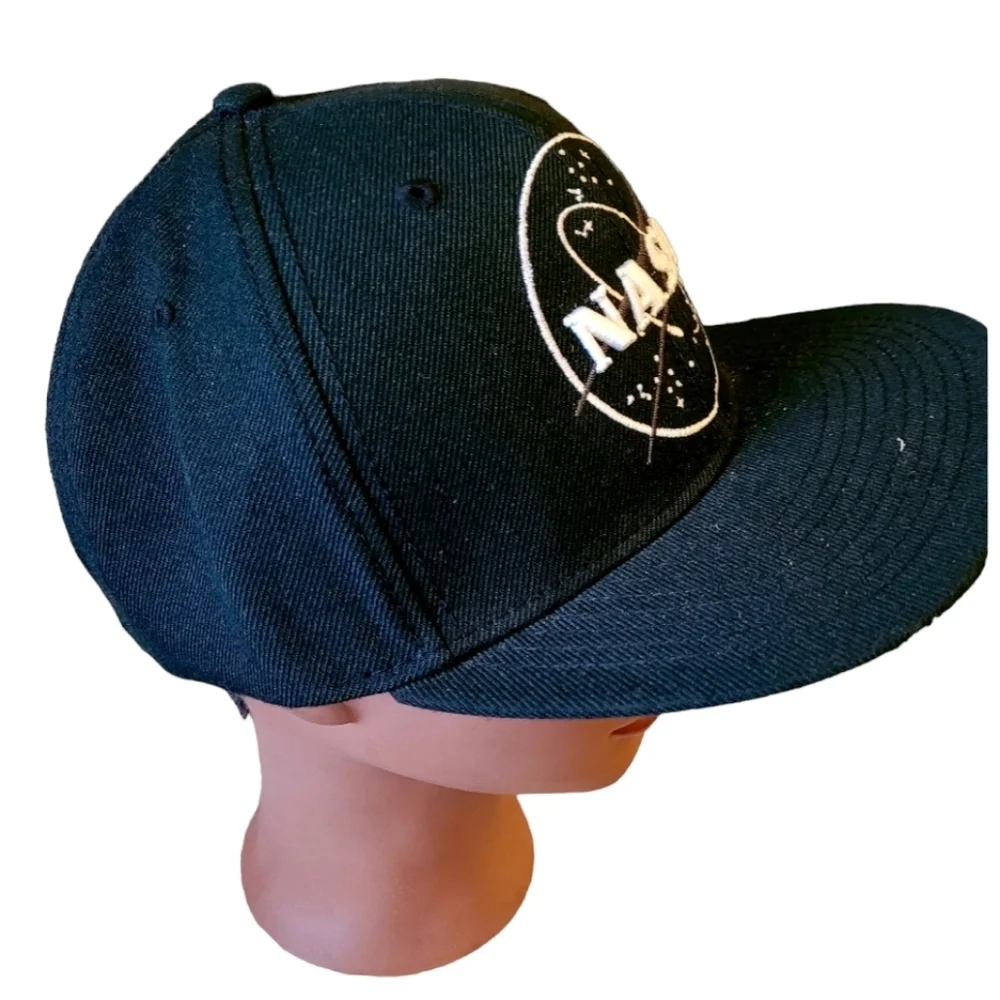 NASA Headwear Baseball Snapback Flat Bill Hat Adjustable New with Tags